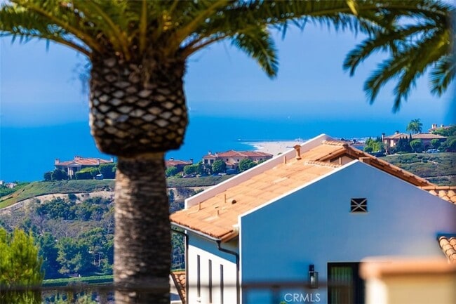 Building Photo - 21 Coral Cay