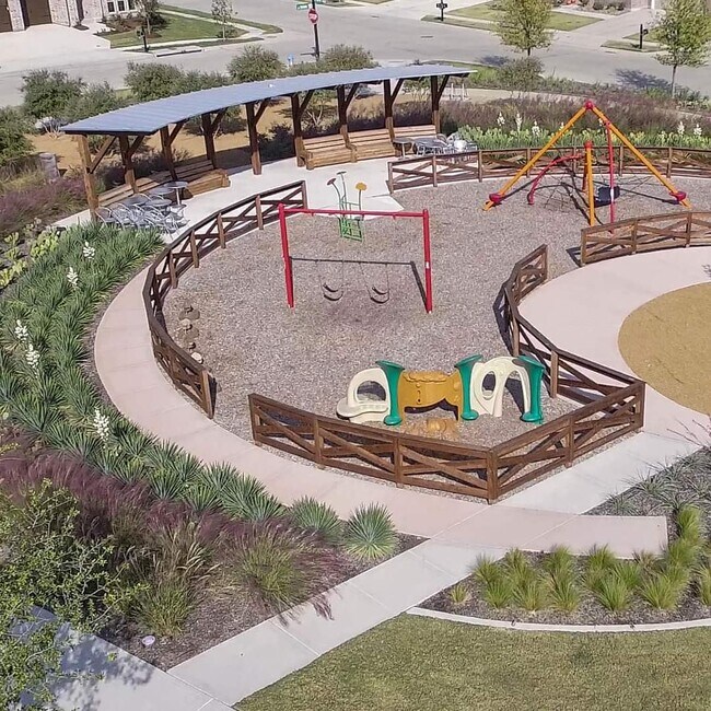 240+ acres of green space, multiple playgrounds, greenbelts, pocket parks, picnic areas - 621 Hummingbird Dr