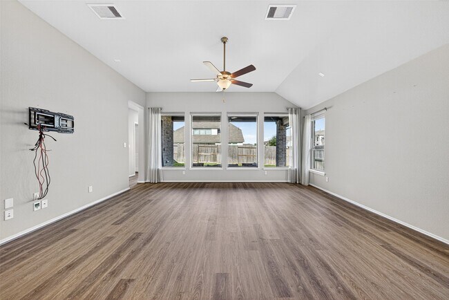 Building Photo - 10406 Talitha Trl