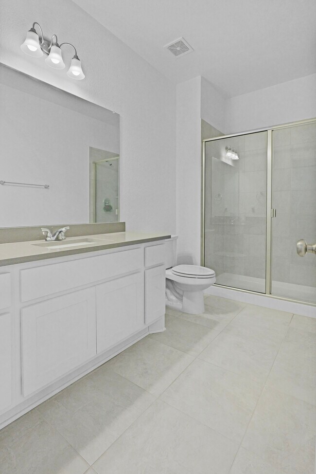 Building Photo - 601 Pinnacle View Dr