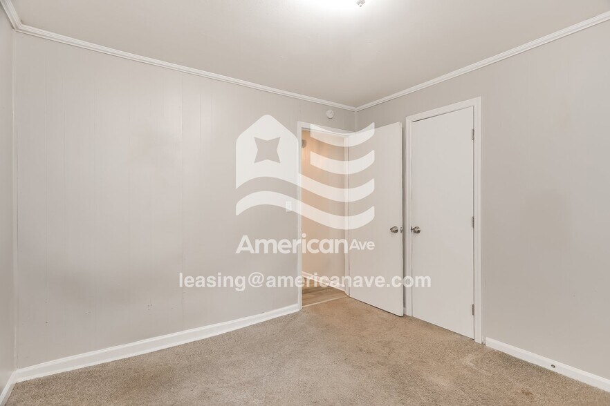 Building Photo - 719 Jeannine Ct