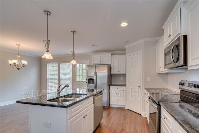 Building Photo - 33 Ashton Pointe Dr
