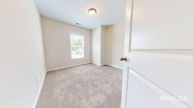 Building Photo - 16 Engelmann Ct