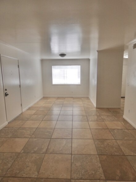 Building Photo - 350 Chestnut Ave