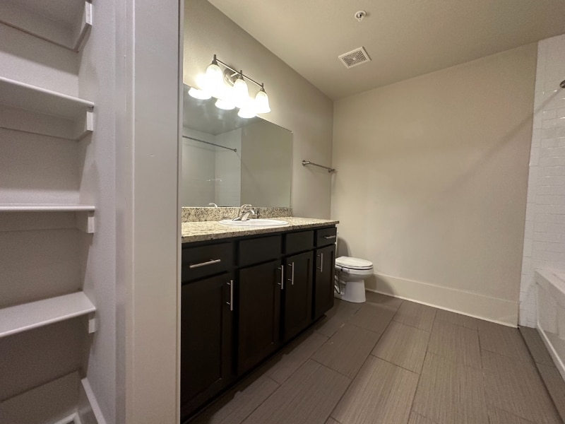 Building Photo - 519 E Capitol Ave