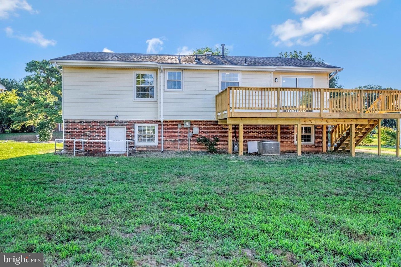 Building Photo - 12004 Branchwater St