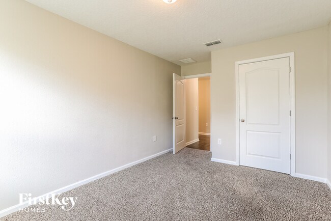 Building Photo - 1779 Eagle View Way