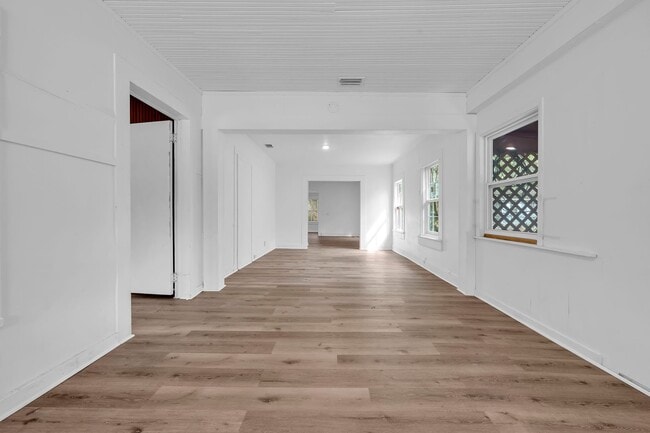 Building Photo - For Rent – Mobile, AL