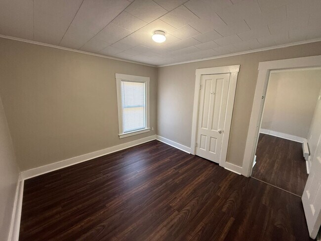 Building Photo - 45 Aspen St