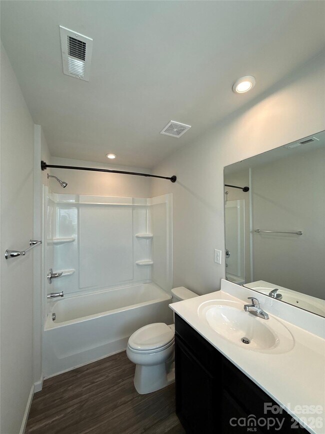 Building Photo - 4208 Bowline Dr