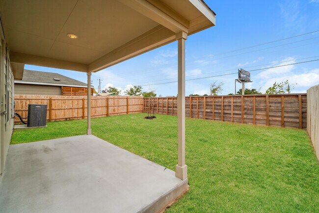 Building Photo - 4130 Lily Glade Ln