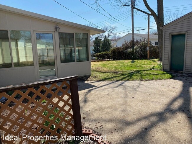 Building Photo - 3 br, 2.5 bath House - 45 Friars