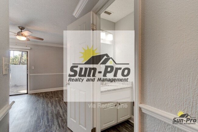 Building Photo - 480 Reed Canal Rd