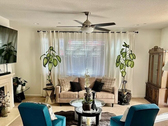 Building Photo - 18076 Calaveras Dr