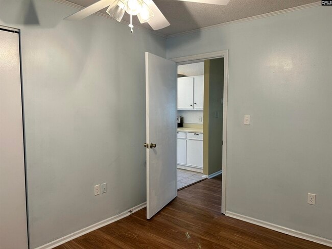 Building Photo - 911 Hulon Ln