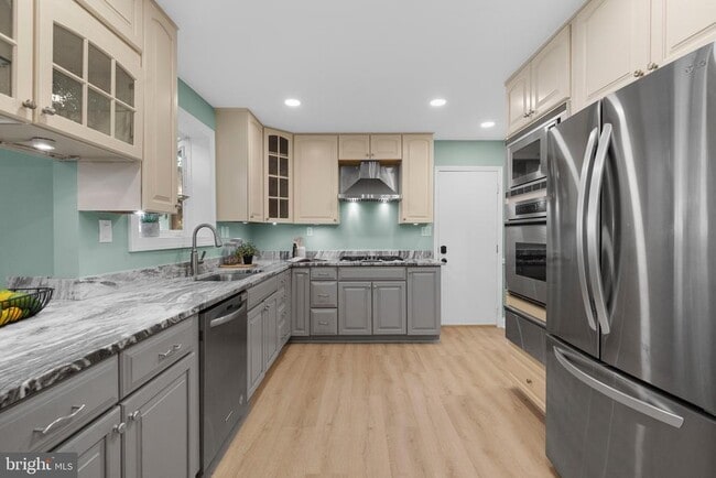 Building Photo - 10429 Headly Ct