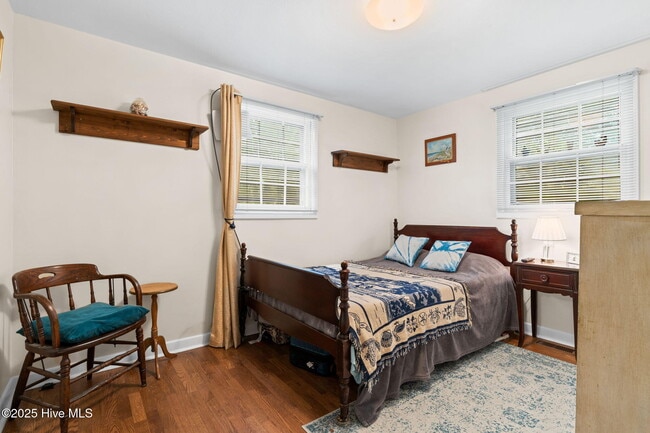 Building Photo - 5405 Autumn Dr
