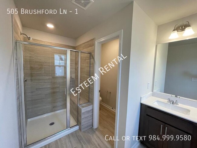 Building Photo - 505 Brushford Ln
