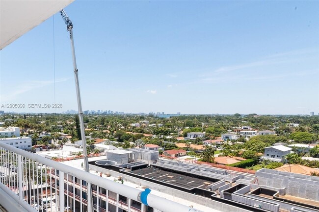 Building Photo - 9341 Collins Ave
