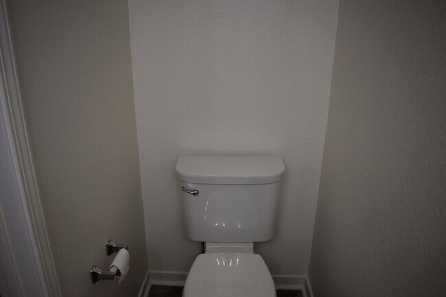 Building Photo - 924 Christy Ct