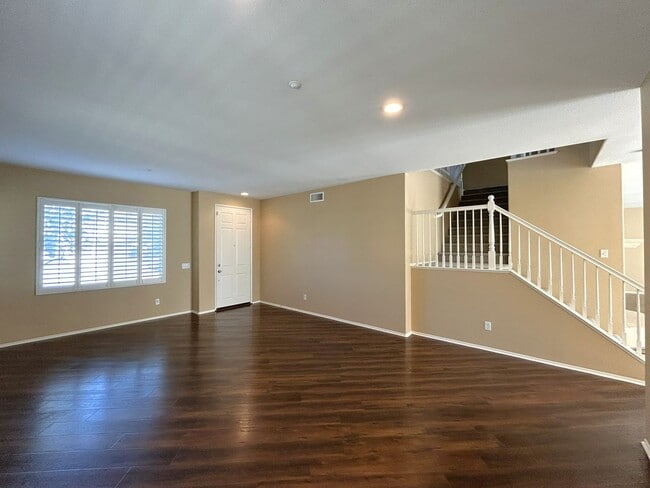 Building Photo - Beautiful, 2-Story 4-Bedroom Home on a Cul...