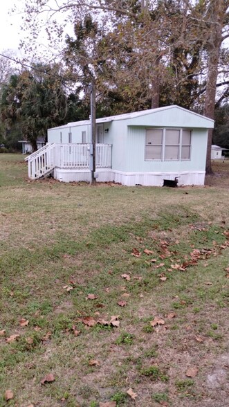 Primary Photo - 113 SW Judy Glen