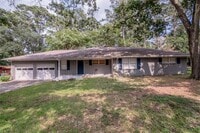 Building Photo - 2117 Ave Q