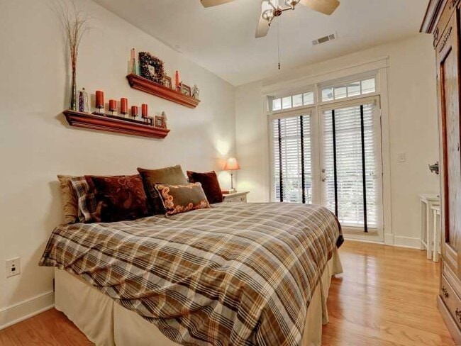 Building Photo - 273 12th St NE