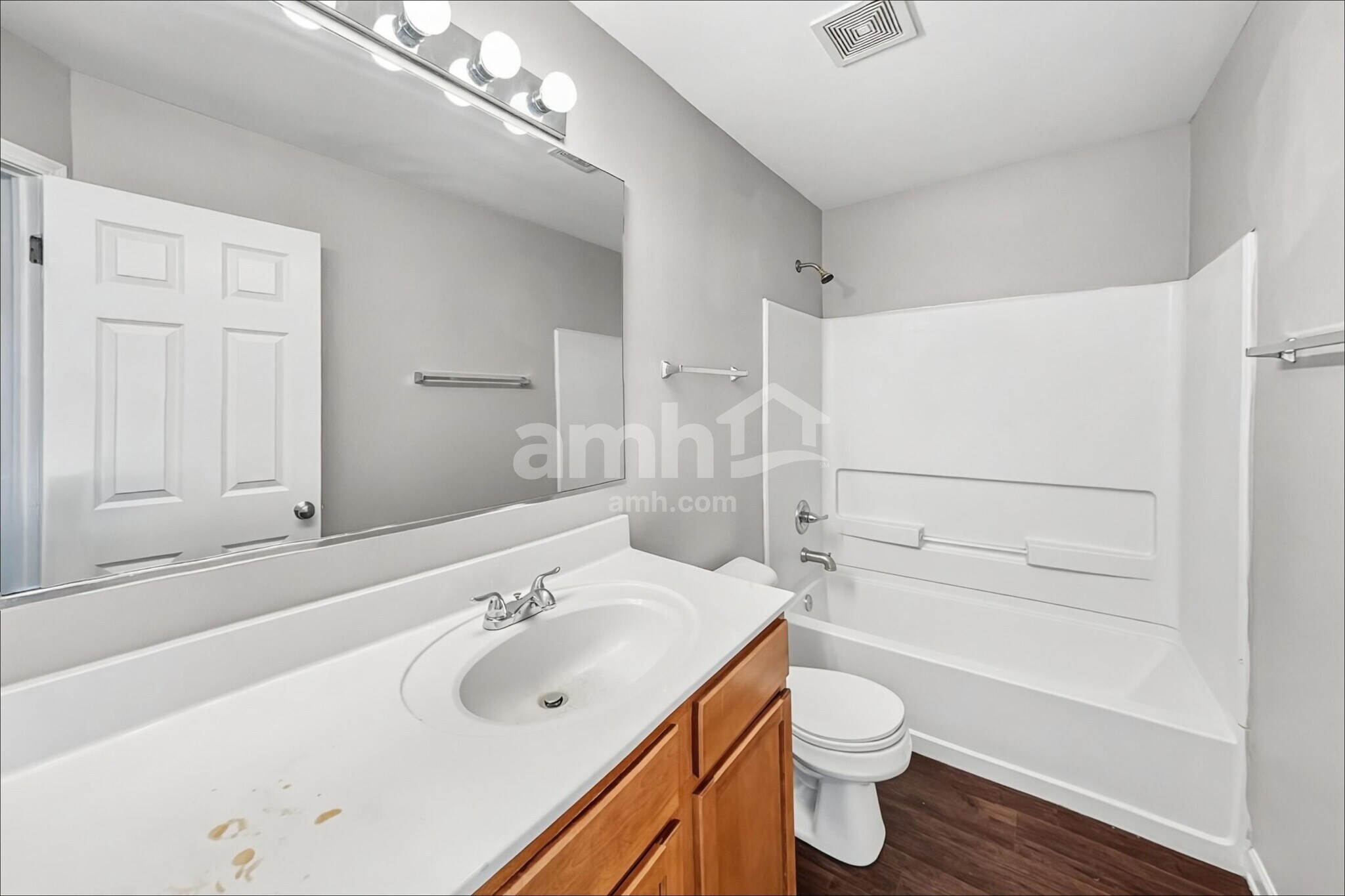Building Photo - 15356 Kenmare Cir
