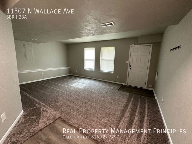 Building Photo - 11507 N Wallace Ave
