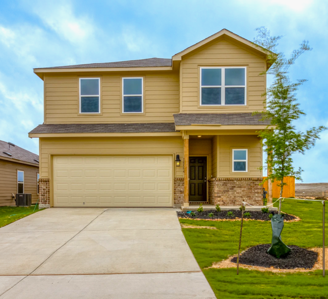 Primary Photo - A charming 4 beds and 2.5 bath is now ready!