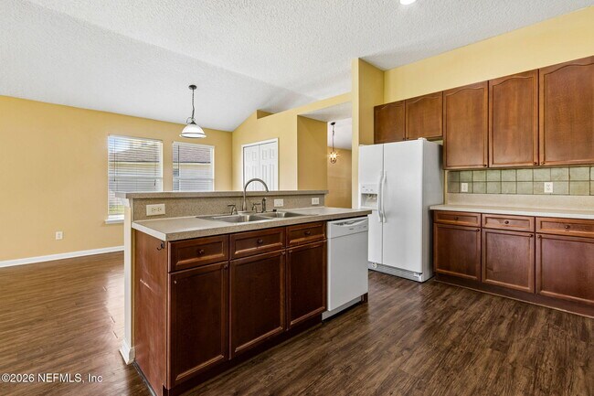 Building Photo - 831 Timberjack Ct