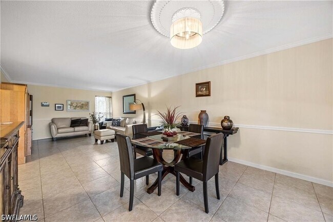 Building Photo - 3195 Boca Ciega Dr