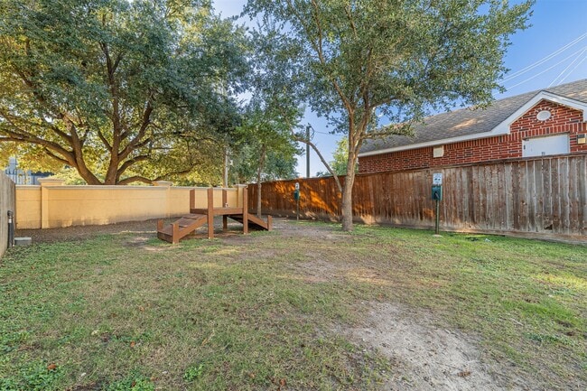 Building Photo - 7155 Windwater Lagoon Dr