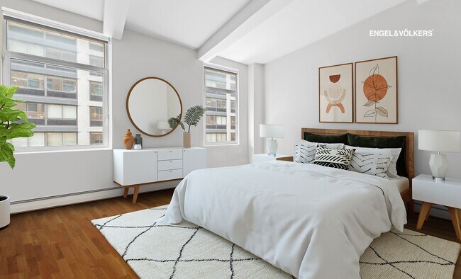 Building Photo - 245 7th Ave