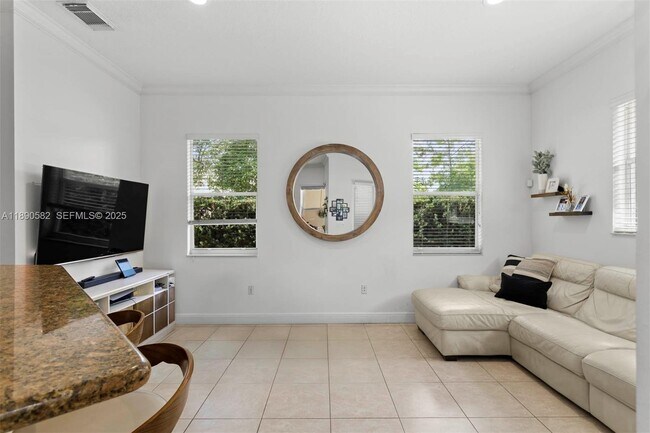 Building Photo - 9339 SW 98th Pl