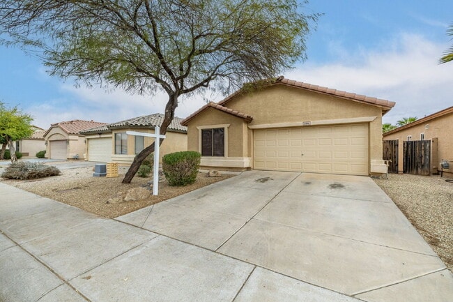 Building Photo - 2205 N 109th Ave