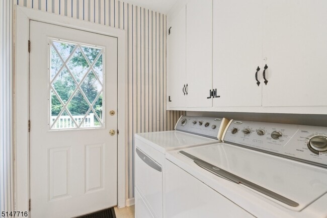 Building Photo - 136 Stanmore Pl