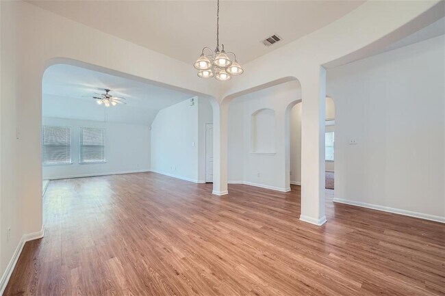 Building Photo - 1508 Augusta Bend Dr
