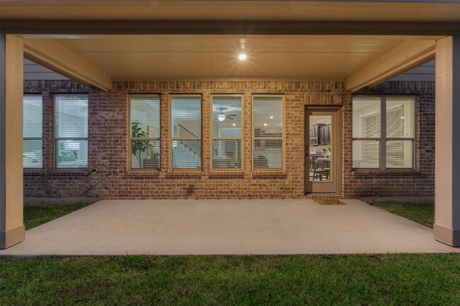 Building Photo - 2437 Branshill Dr