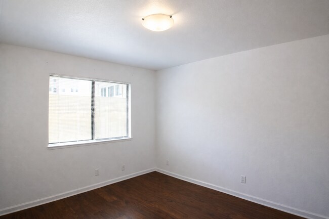 Building Photo - 1114 Nord Ave