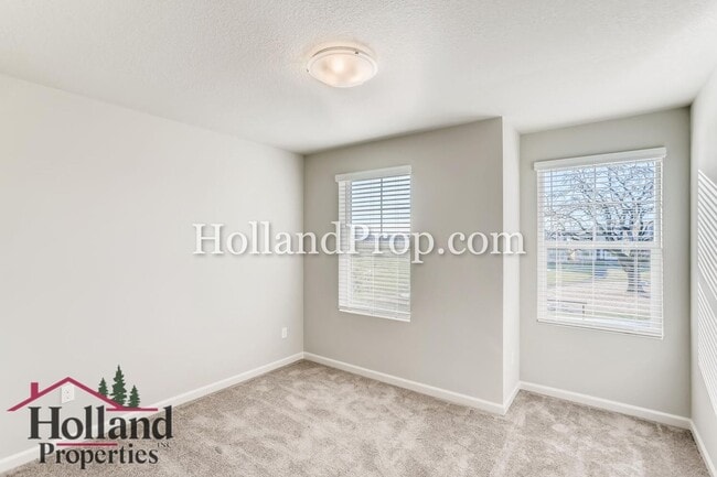 Building Photo - Modern Luxury Living Near Intel, Parks & Everything You Need!