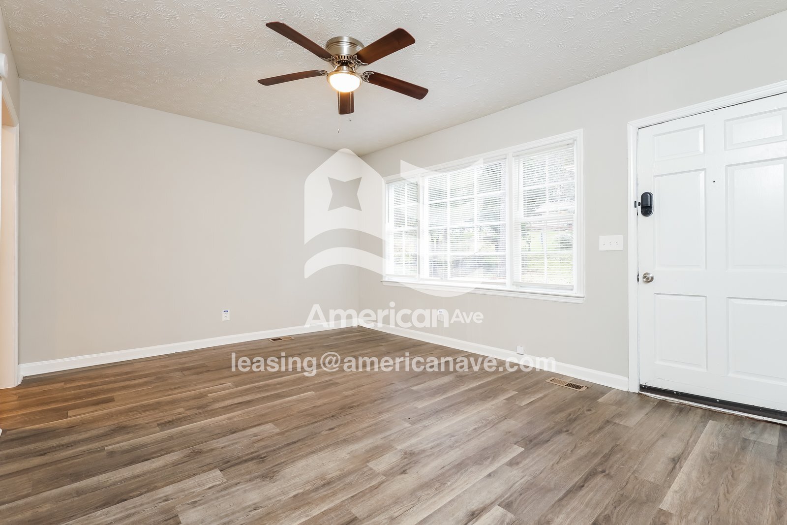 Building Photo - 4365 Pinebrook Dr