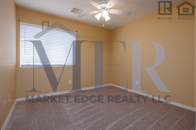 Building Photo - 4Bed/3Bath Home in Maricopa! $1599 MOVE-IN...
