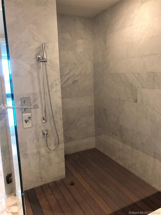 Building Photo - 10203 Collins Ave