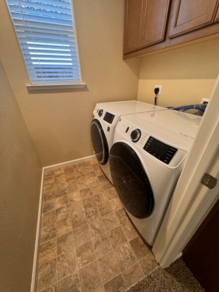 Building Photo - 758 Brandywine Ln