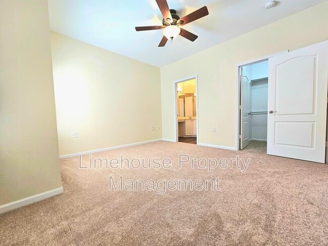 Building Photo - 5260 Elston Ln