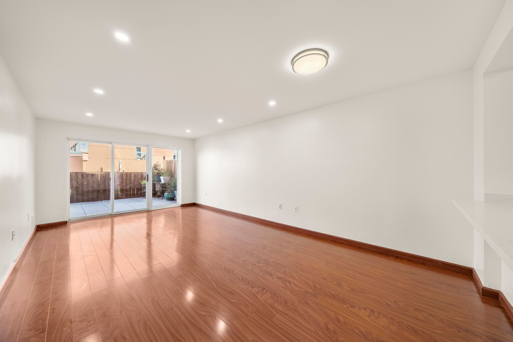 Building Photo - 303 Williams Ct
