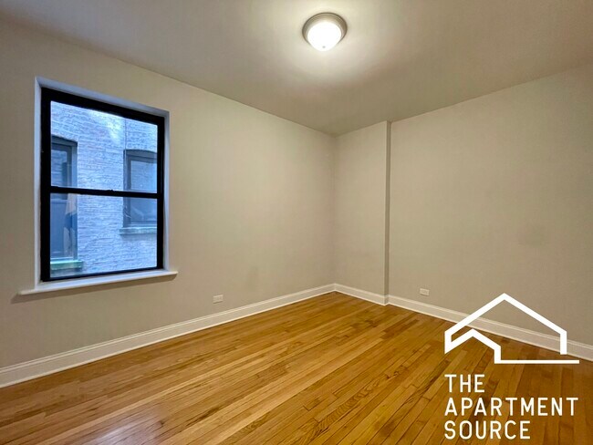 Building Photo - 2323 N Kedzie Blvd