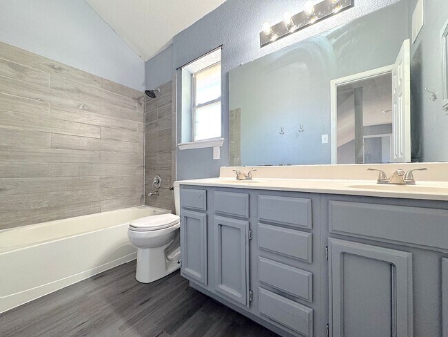 Building Photo - West El Paso 4 Bed/2Bath